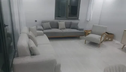 Siri Sofa Reference 3