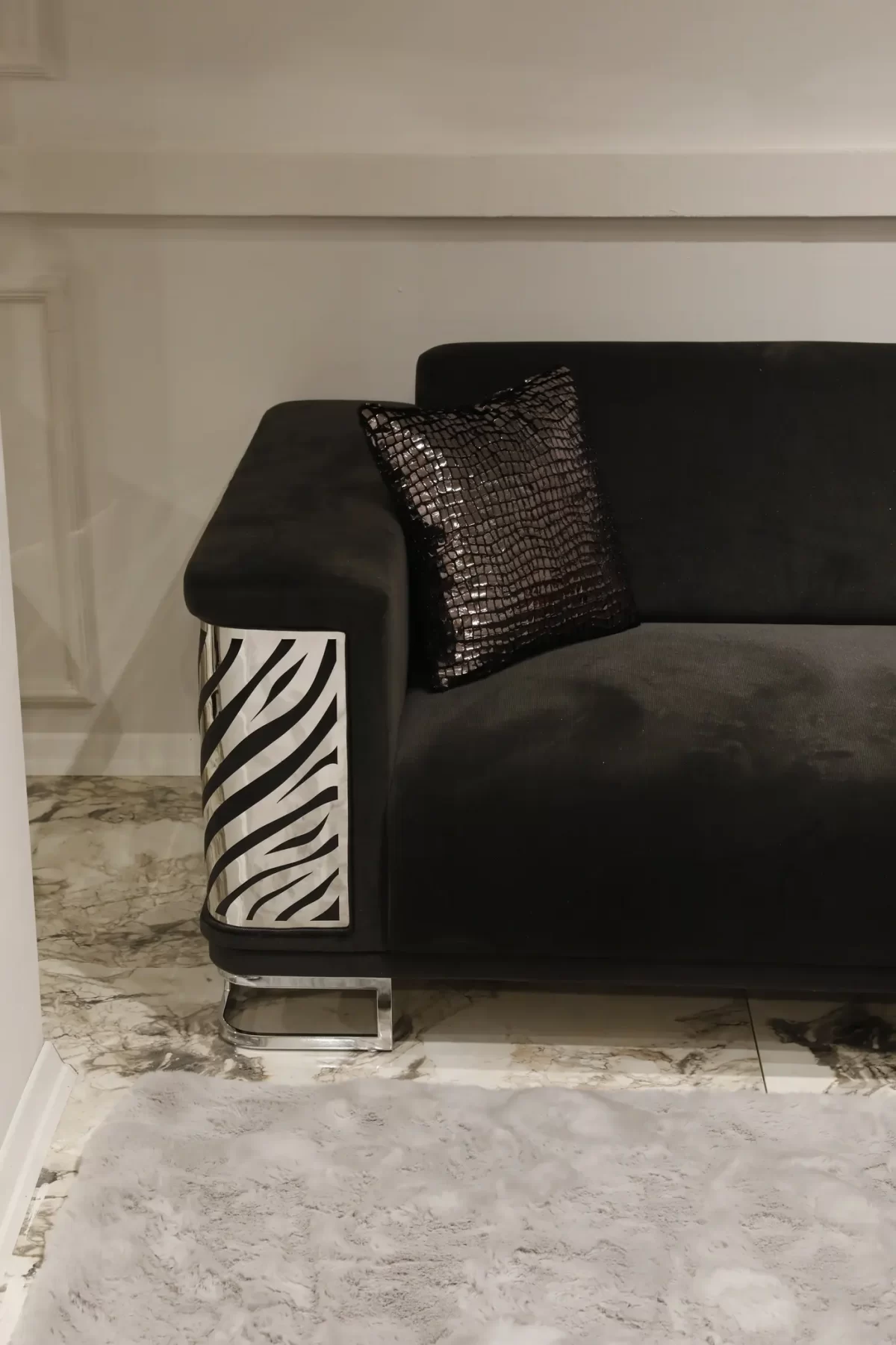 Ashe Sofa - Image 9