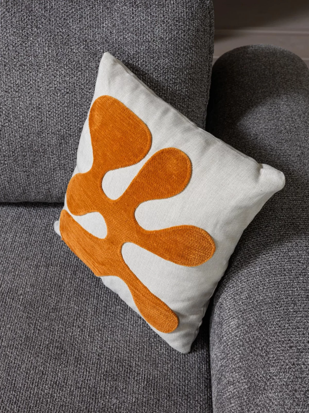 Atis Sofa - Image 11