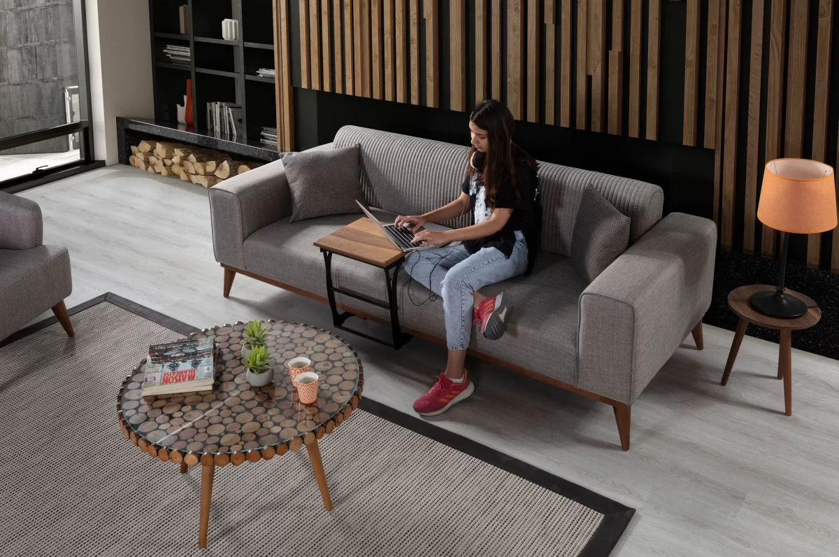 Edmonton Sofa - Image 4