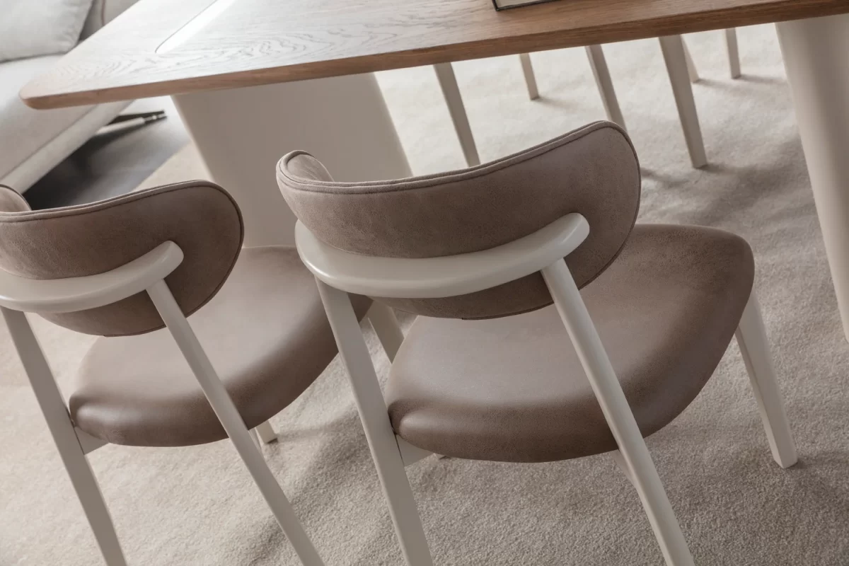 Line Chair - Image 5