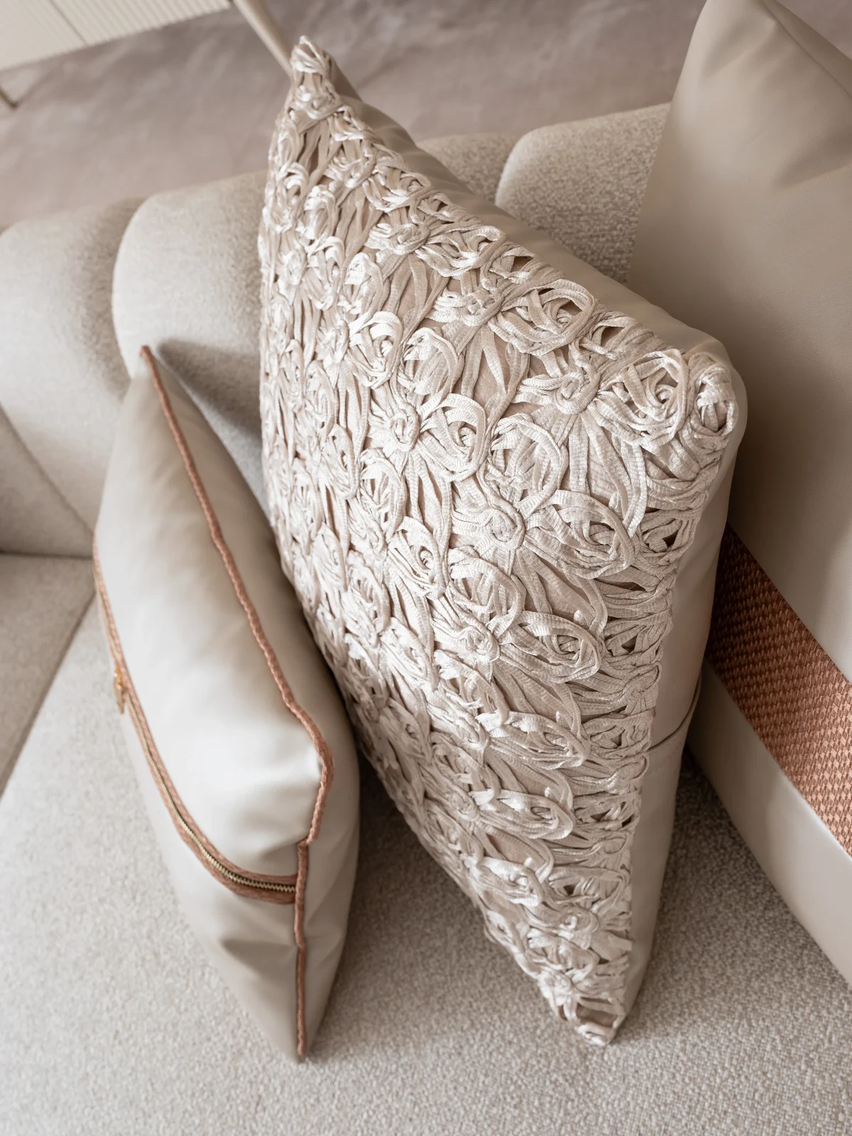 Novara Sofa - Image 22
