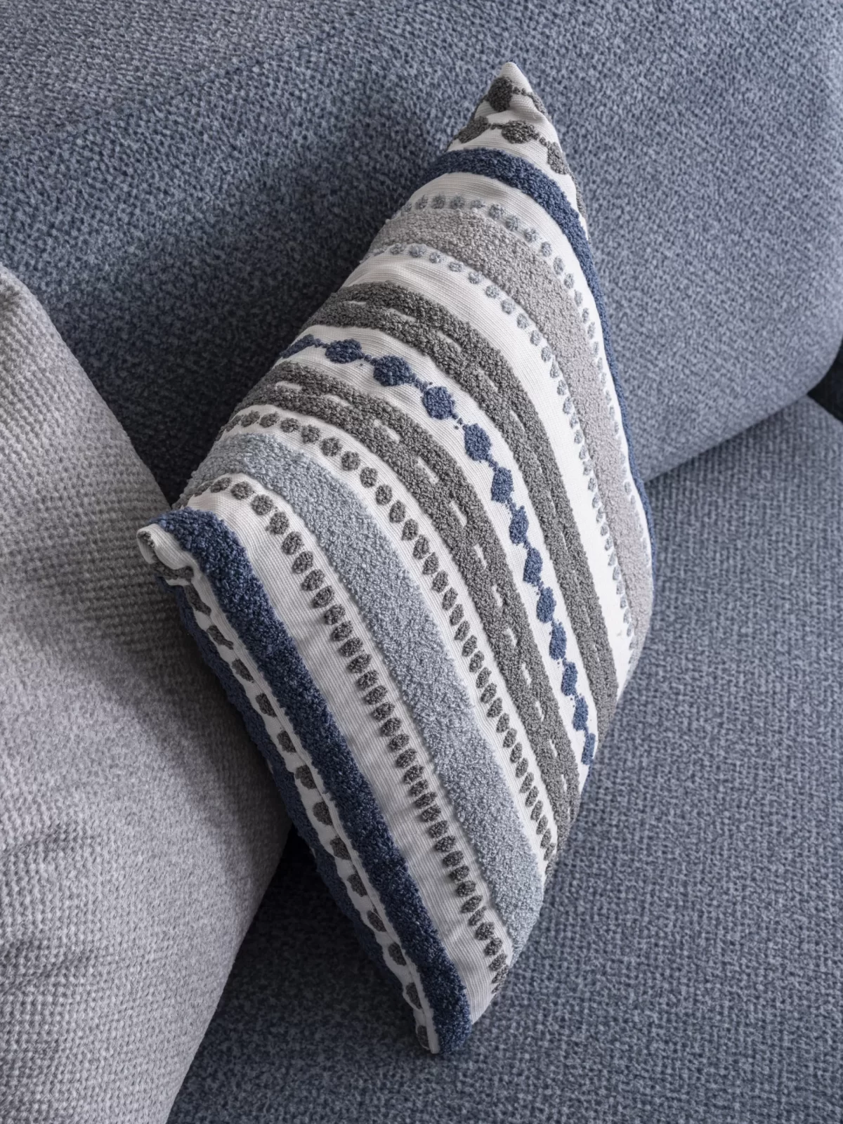Sera Sofa Set - Image 35