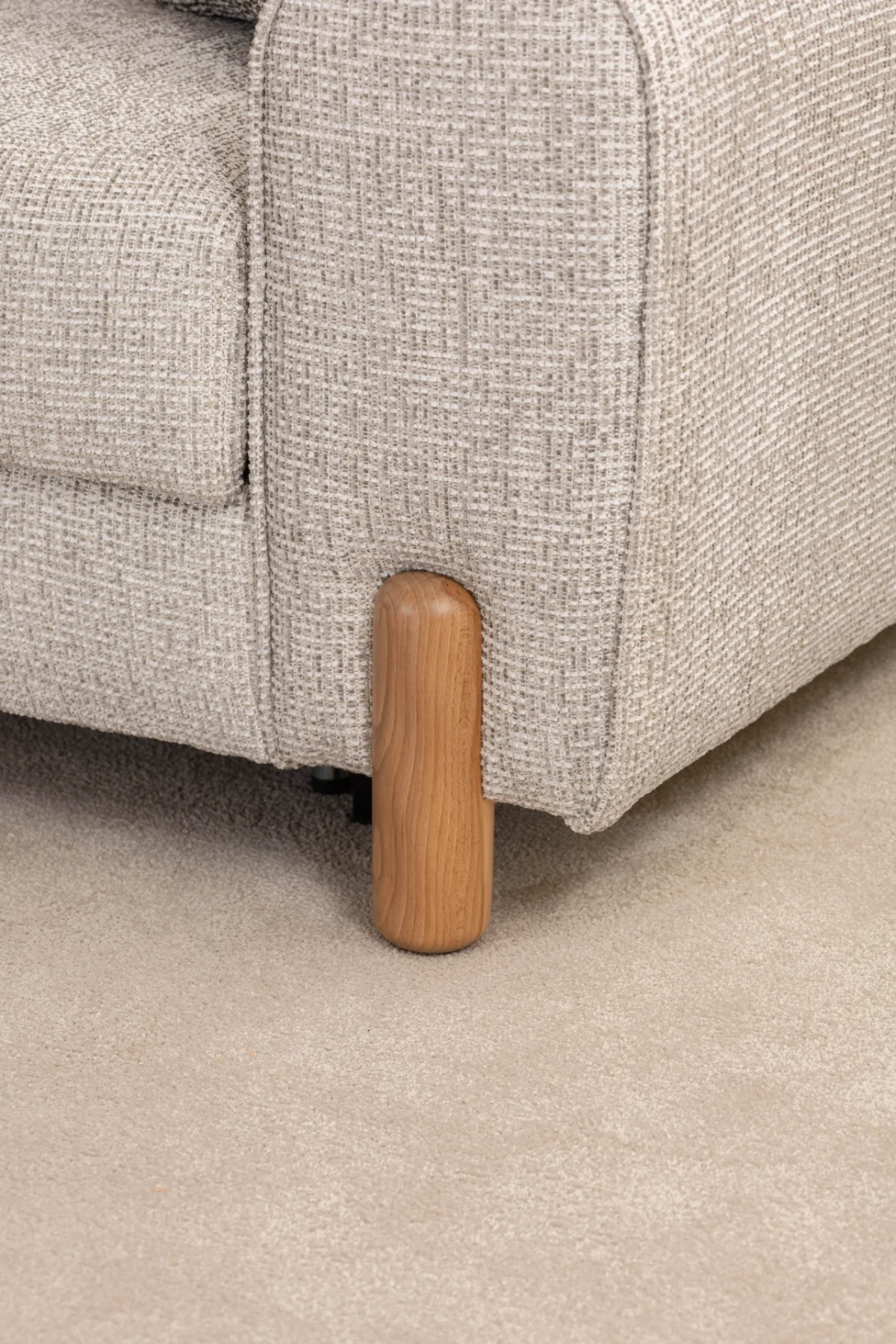 The Elina Sofa combines a simple and minimalist silhouette with rich tactile textures. With its ergonomic support and natural details, it creates the perfect focal point for any modern European home.