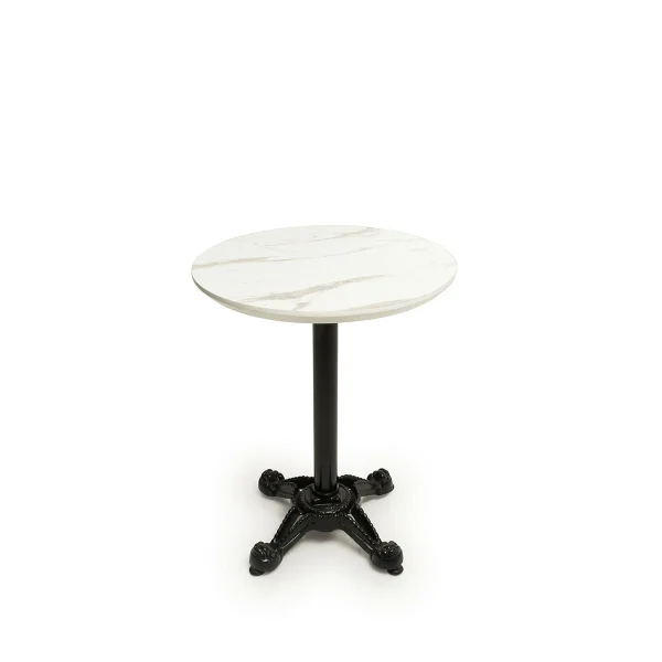 Stijlvolle, moderne en elegante tafel voor hotels, cafés en restaurants.