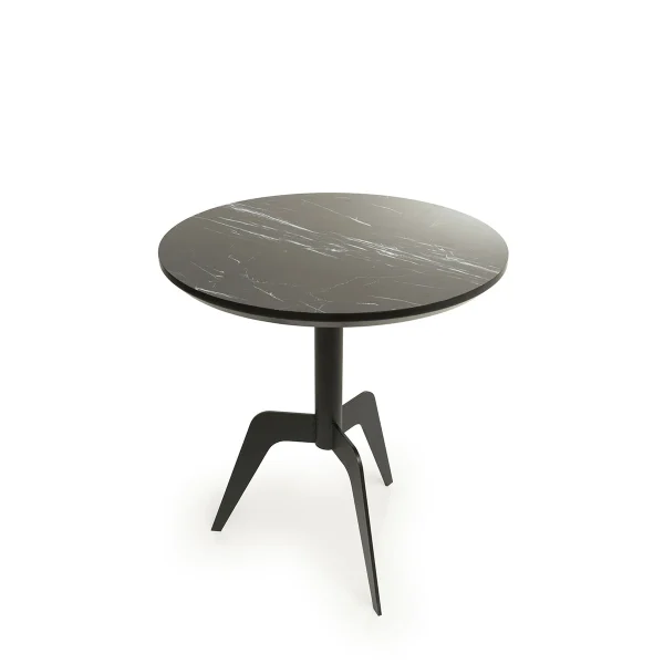 Stijlvolle, moderne en elegante tafel voor hotels, cafés en restaurants.