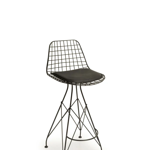 Stylish, modern, and elegant chair for hotels, cafes, and restaurants.