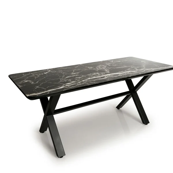 Stijlvolle, moderne en elegante tafel voor hotels, cafés en restaurants.