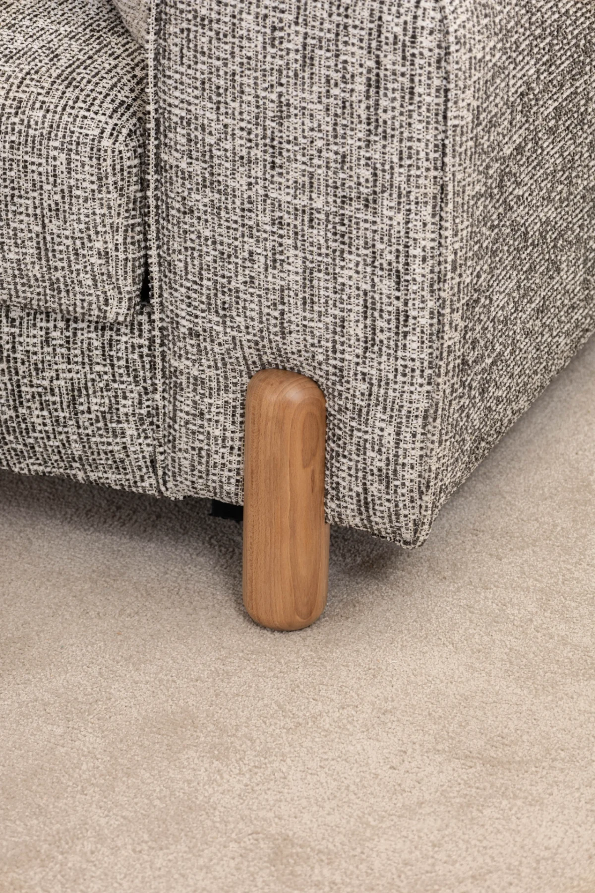 The Elina Sofa combines a simple and minimalist silhouette with rich tactile textures. With its ergonomic support and natural details, it creates the perfect focal point for any modern European home.