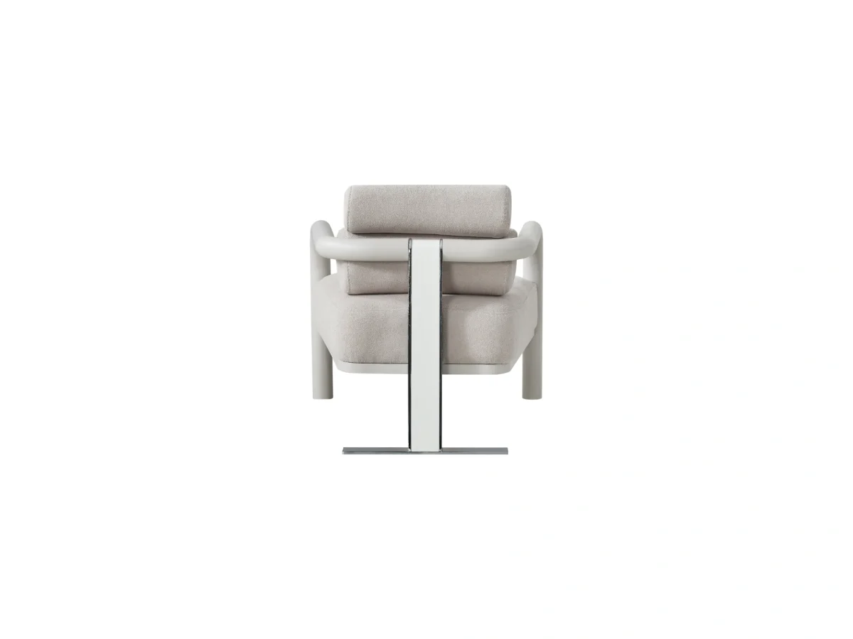 The Freya Meeting Chair combines architectural elegance with long-lasting comfort. With its unique frame and support, it offers the ultimate statement for elite meeting rooms.