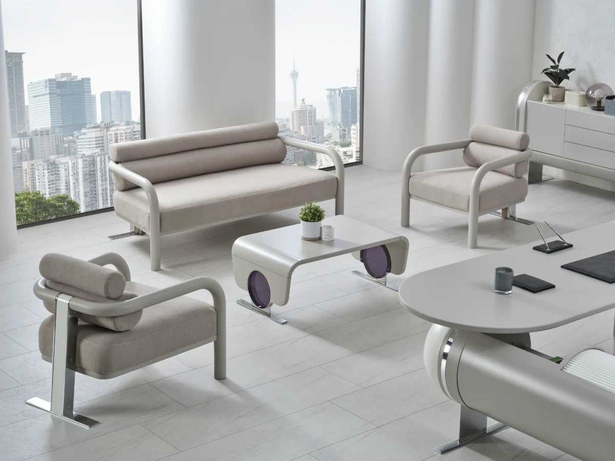 The Freya Office Set combines organic curves with professional elegance. It's a complete, futuristic solution for modern executives who value both avant-garde style and ergonomic comfort.