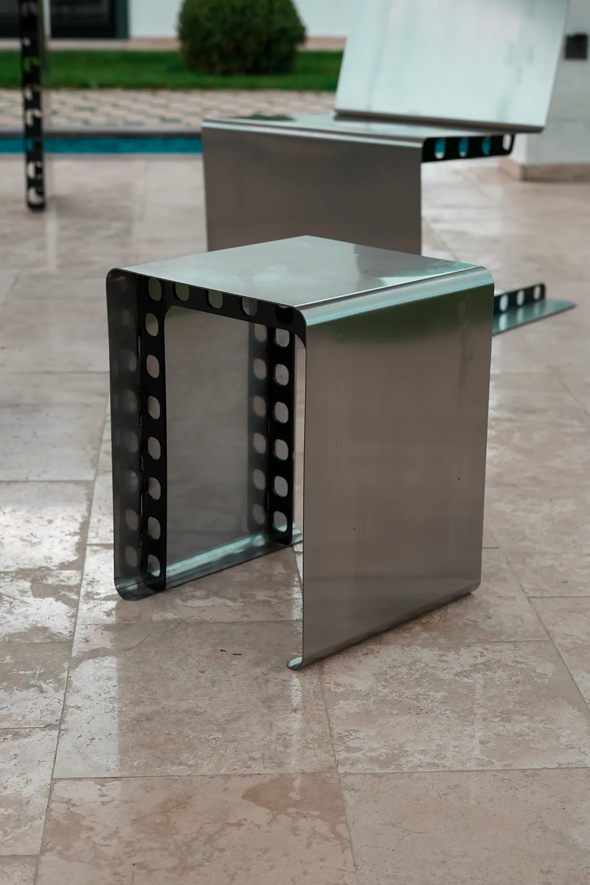 Inoxia Ottoman - Stainless Steel Stool - SofaTurkey Inoxia Ottoman - Stainless Steel Stool - Image 1