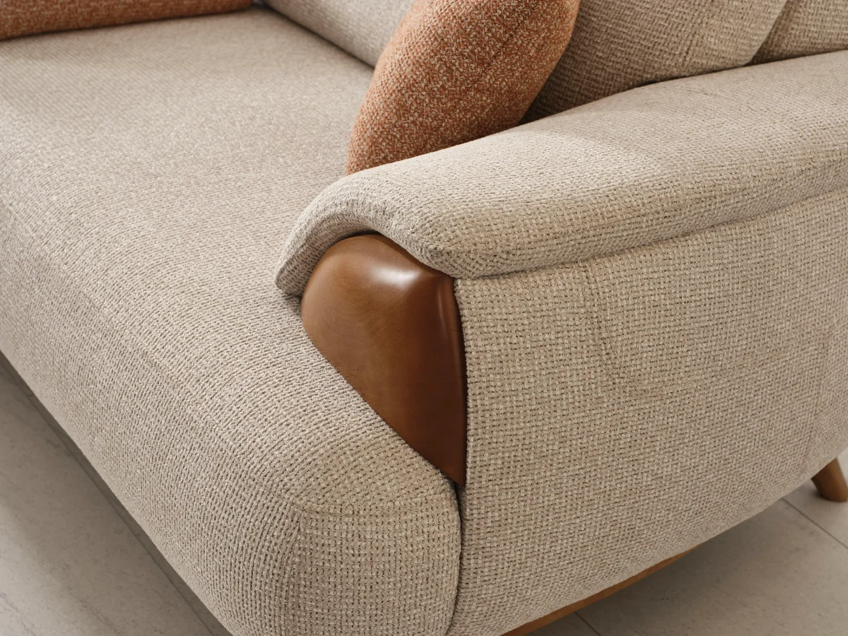 Loria Sofa - Image 3