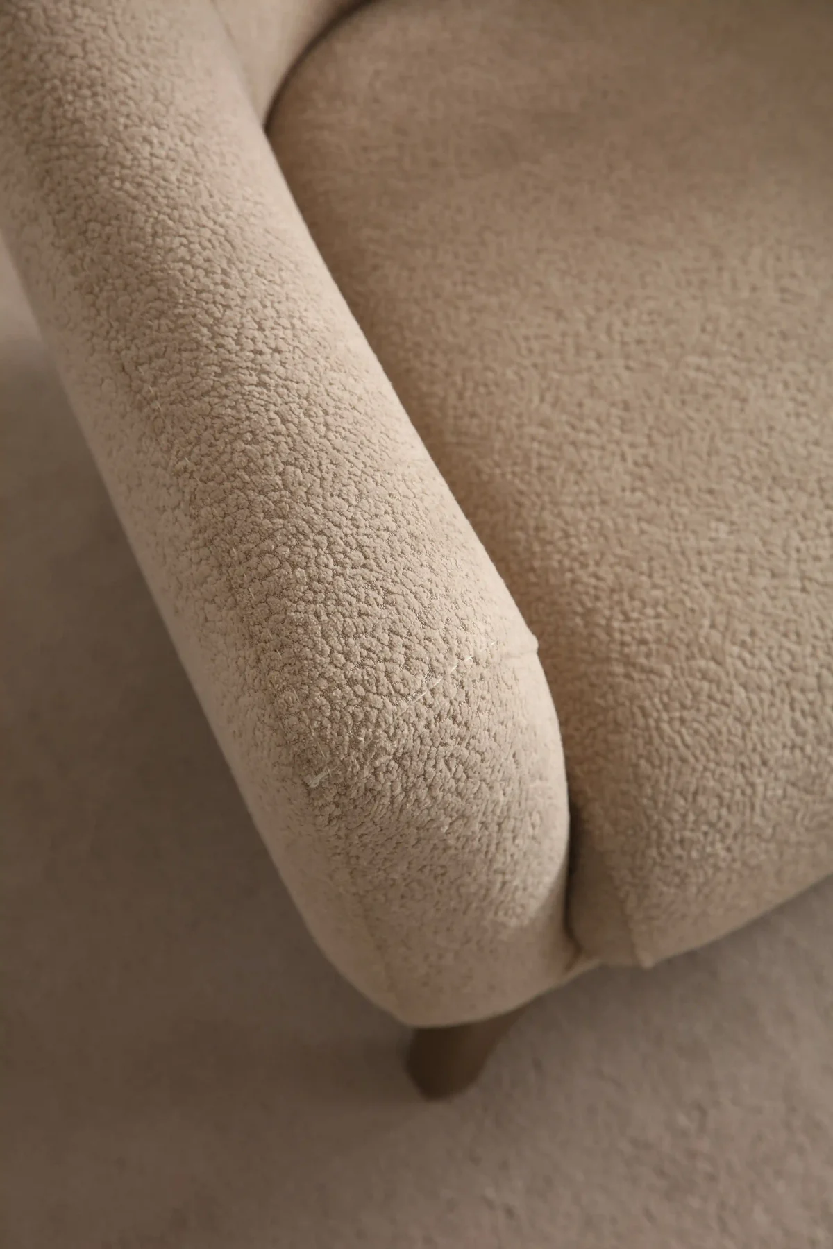 Nadora Sofa Set - Image 18