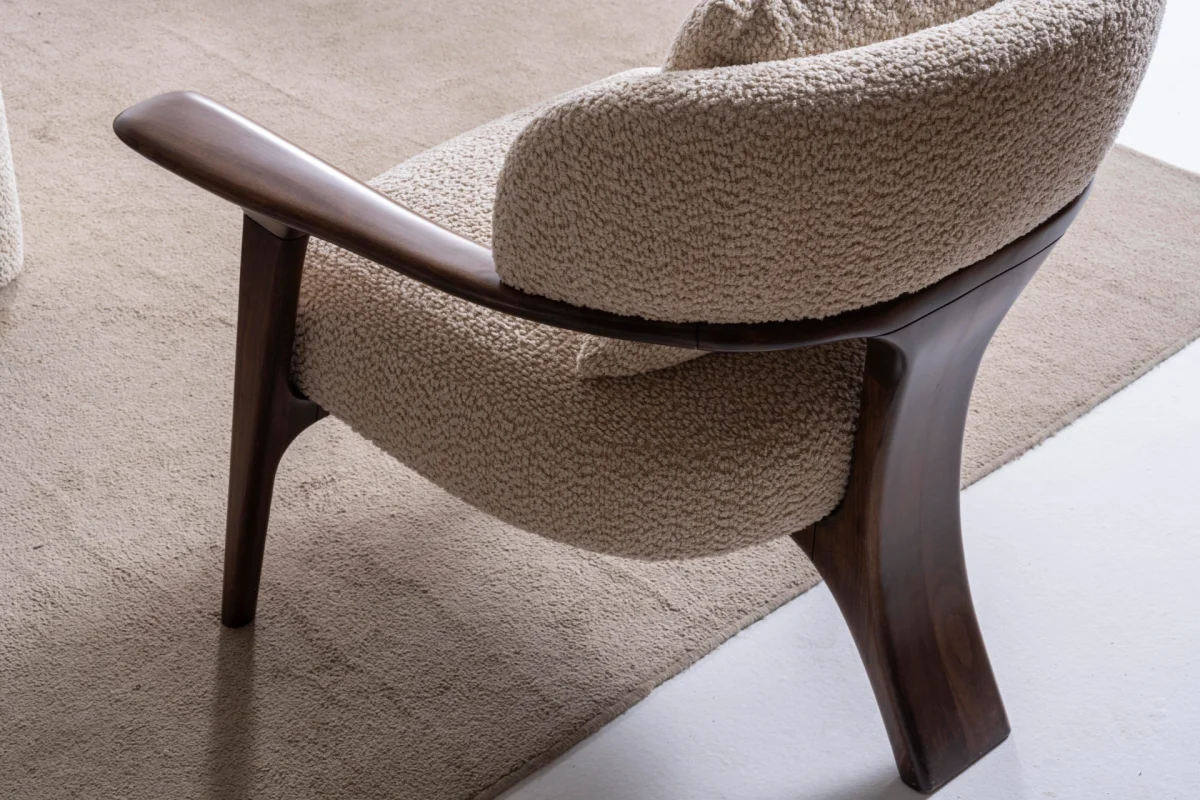 Sola Armchair - Image 2
