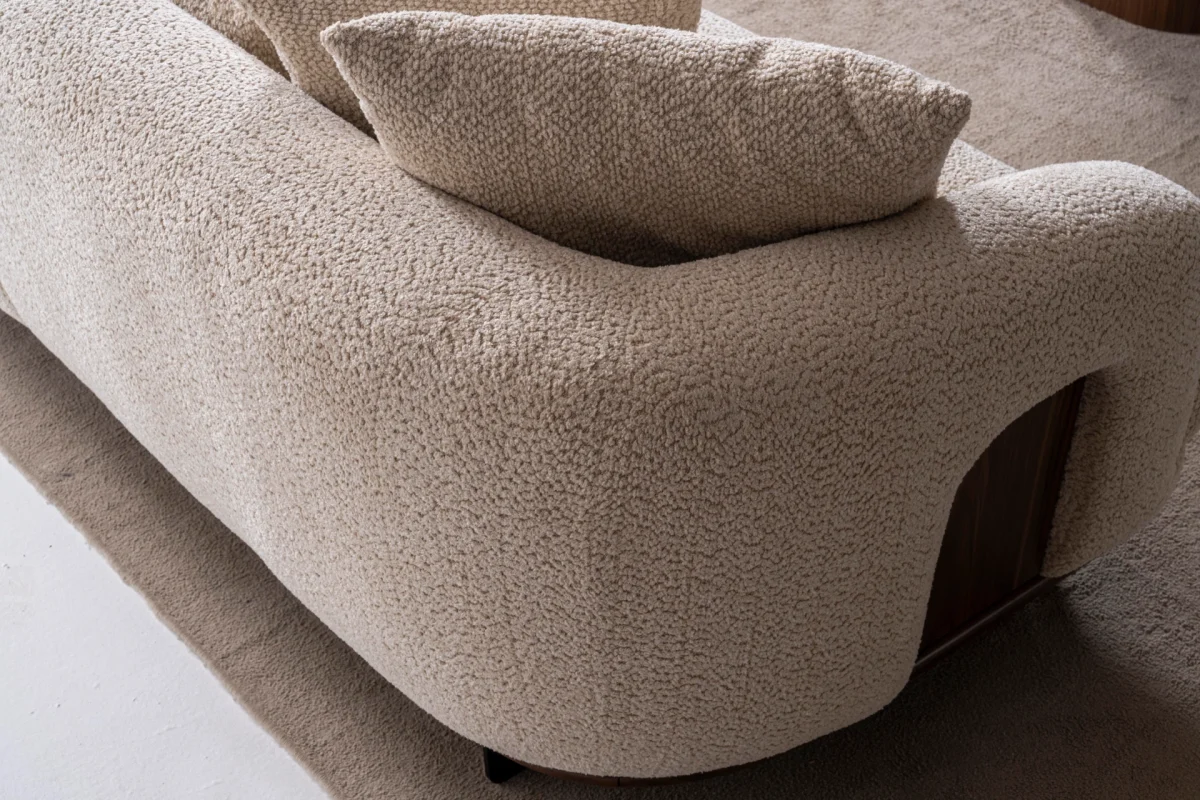 Sola Sofa - Image 4
