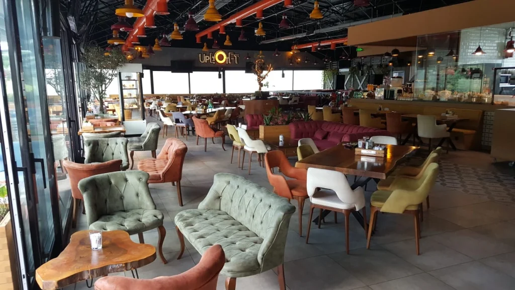 Uploft Cafe