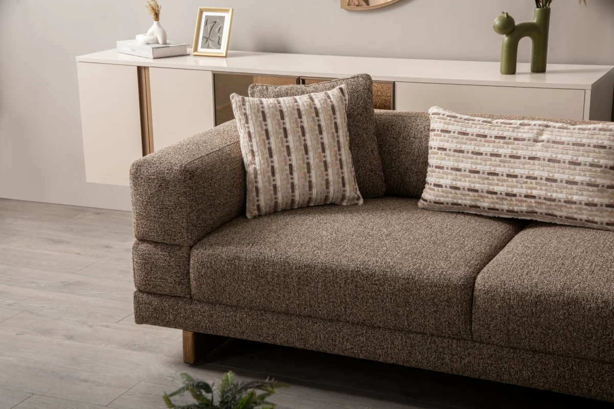The Vento Sofa is the centerpiece of the Vento collection, designed to add a natural and elegant touch to contemporary interiors. Its spacious, deep seating and soft armrests offer an unparalleled relaxation experience.